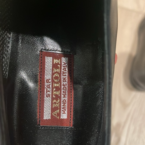 Artioli Italian handmade men’s dress shoes . main image 5